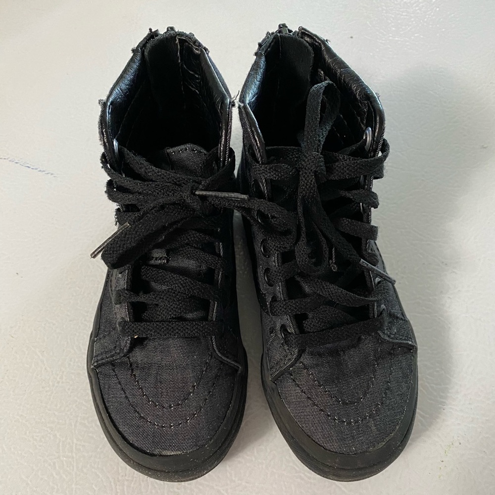 Boys hi top vans